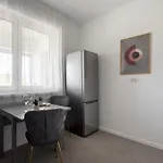 Urban Zen Elegant & Terrace & Parking *