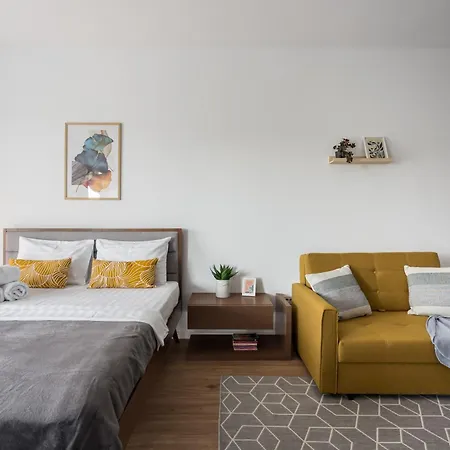 Urban Zen Elegant Apartment&terrace&parking Bukarest