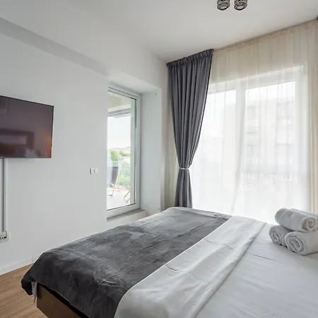 Urban Zen Elegant Apartment&terrace&parking *