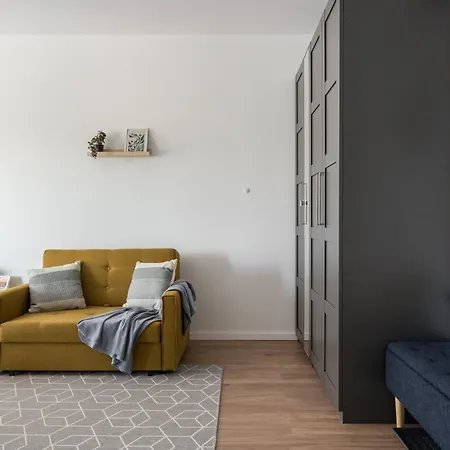 Urban Zen Elegant & Terrace & Parking