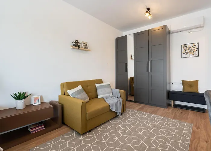 Urban Zen Elegant & Terrace & Parking Apartament *