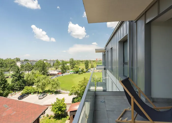 Urban Zen Elegant & Terrace & Parking Apartament