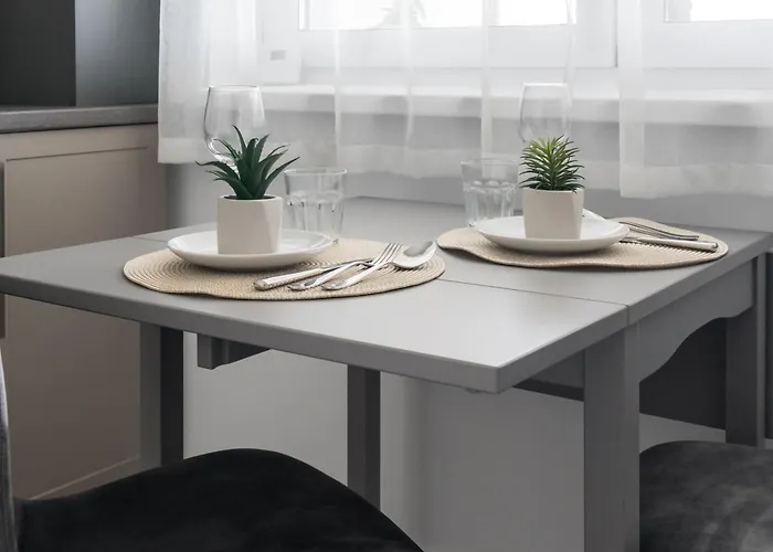 Urban Zen Elegant & Terrace & Parking 아파트 *