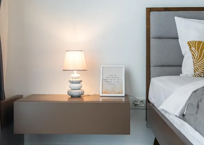 Apartament Urban Zen Elegant & Terrace & Parking