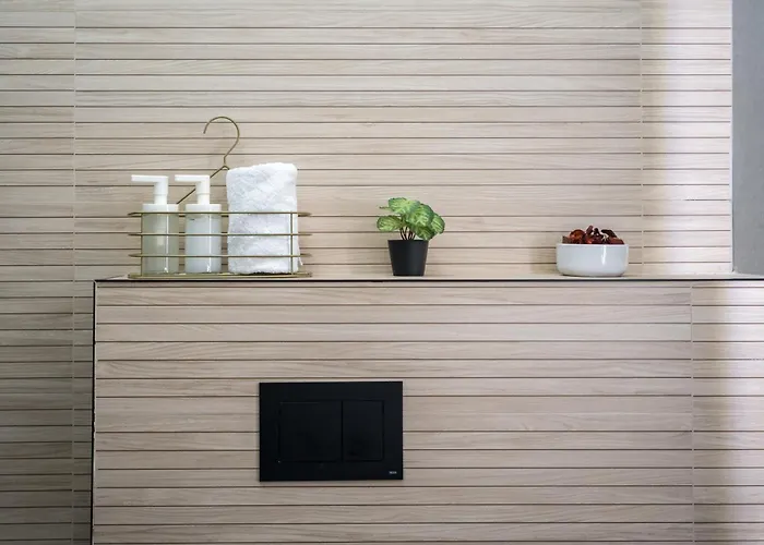 Urban Zen Elegant & Terrace & Parking アパート