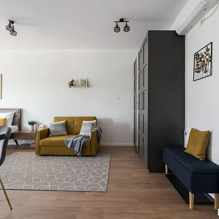 Apartman Urban Zen Elegant & Terrace & Parking *