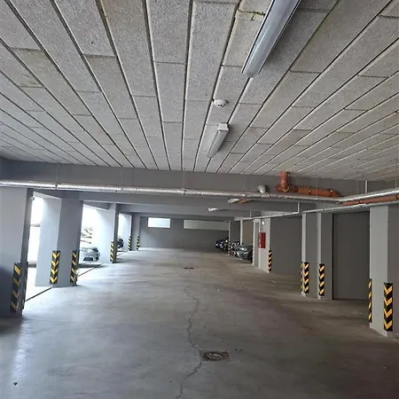 Urban Zen Elegant & Terrace & Parking Bukarest